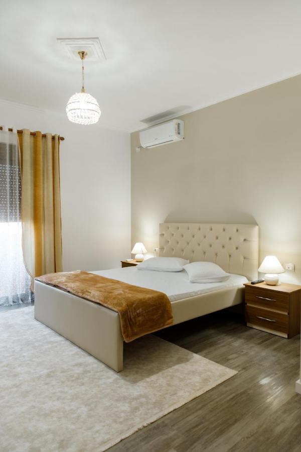 The Luxe Apartments Gjirokastër Екстериор снимка